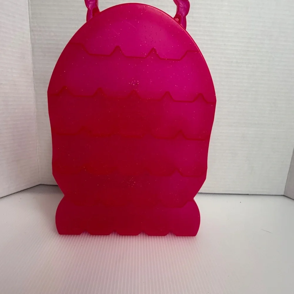Hatchimals Colleggtibles Lot Pink Collectors Case with 25 Hatchimals Rare Figure